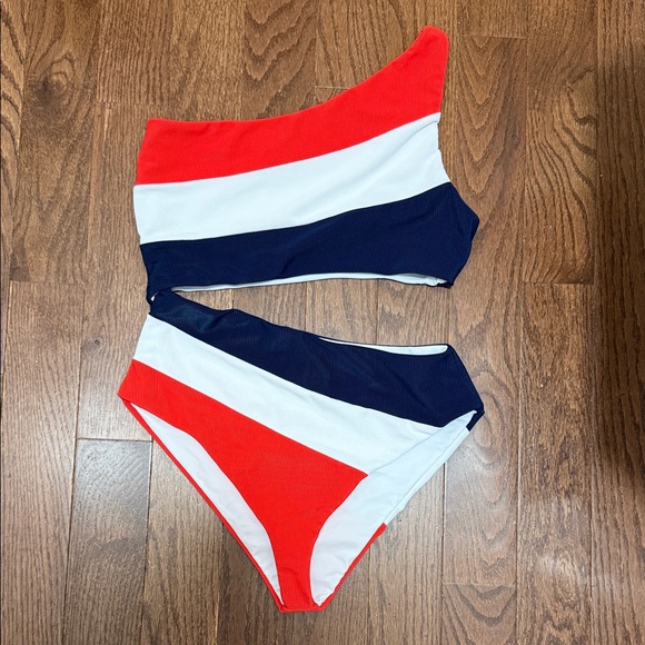 Beach Riot Swimsuit - Picture 1 of 3